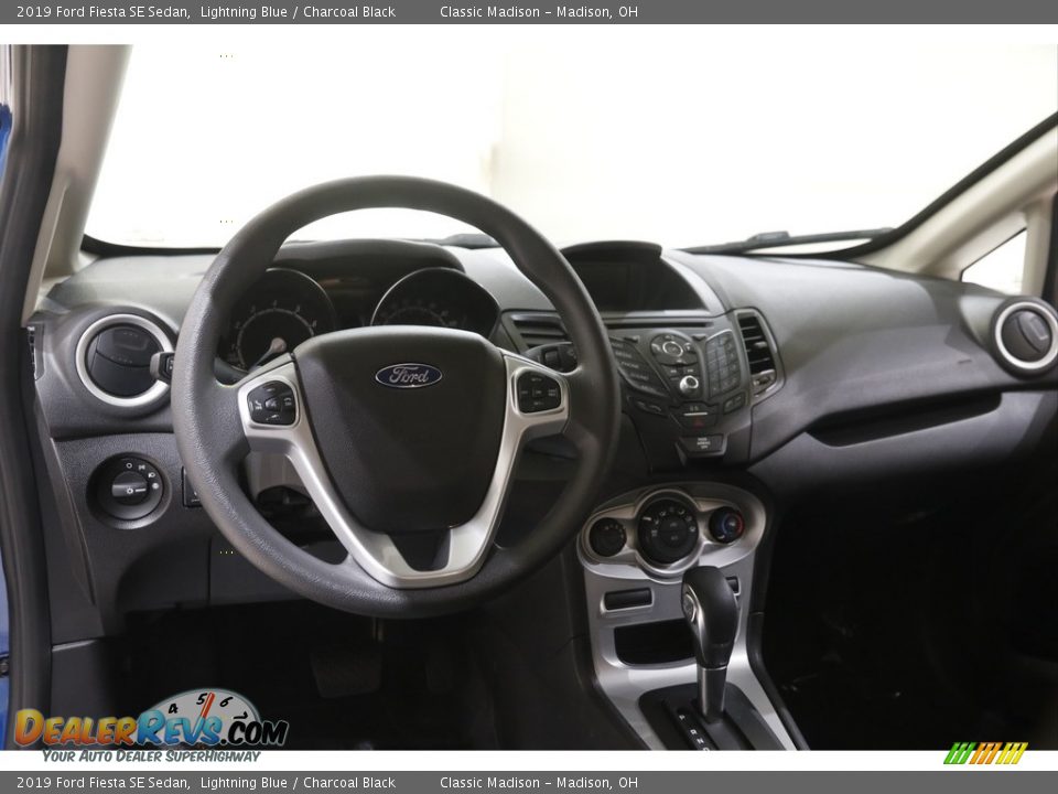 2019 Ford Fiesta SE Sedan Lightning Blue / Charcoal Black Photo #6