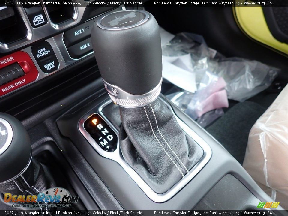 2022 Jeep Wrangler Unlimited Rubicon 4x4 Shifter Photo #16