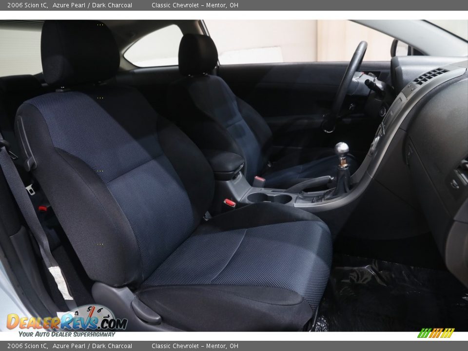 2006 Scion tC Azure Pearl / Dark Charcoal Photo #14