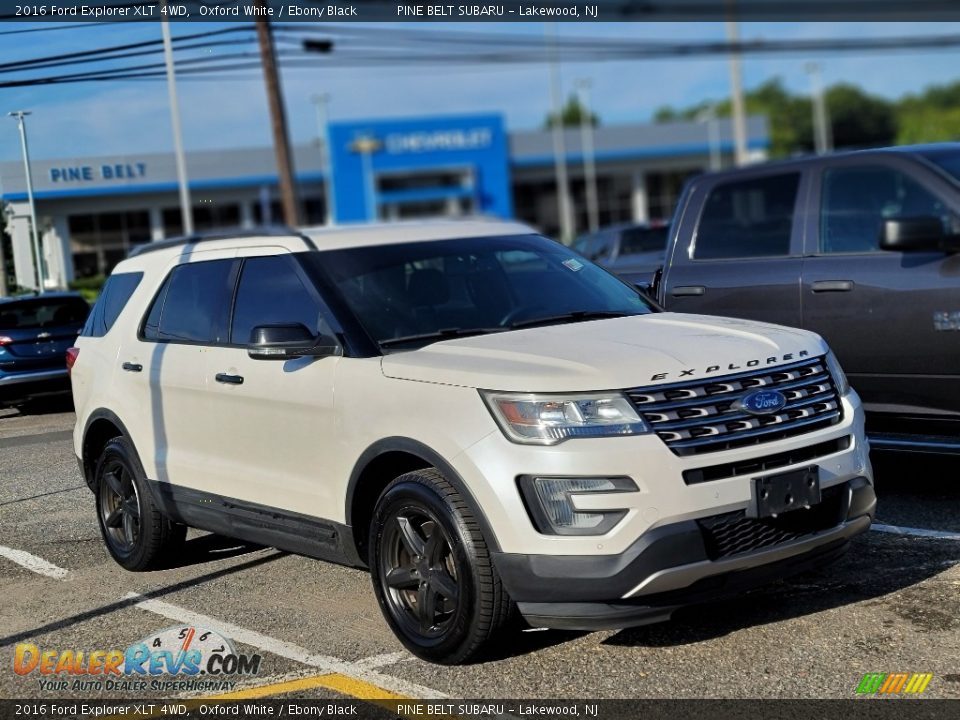 2016 Ford Explorer XLT 4WD Oxford White / Ebony Black Photo #2