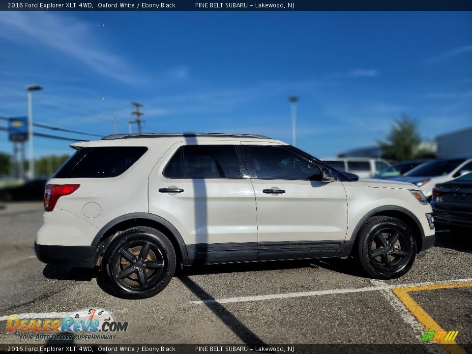 2016 Ford Explorer XLT 4WD Oxford White / Ebony Black Photo #4