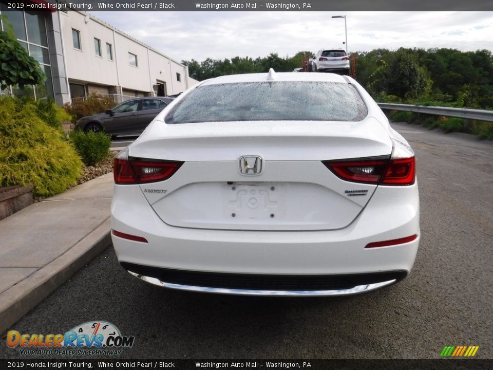 2019 Honda Insight Touring White Orchid Pearl / Black Photo #16