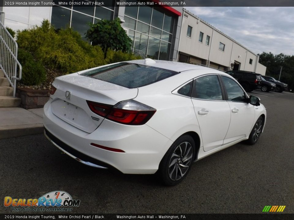 2019 Honda Insight Touring White Orchid Pearl / Black Photo #17