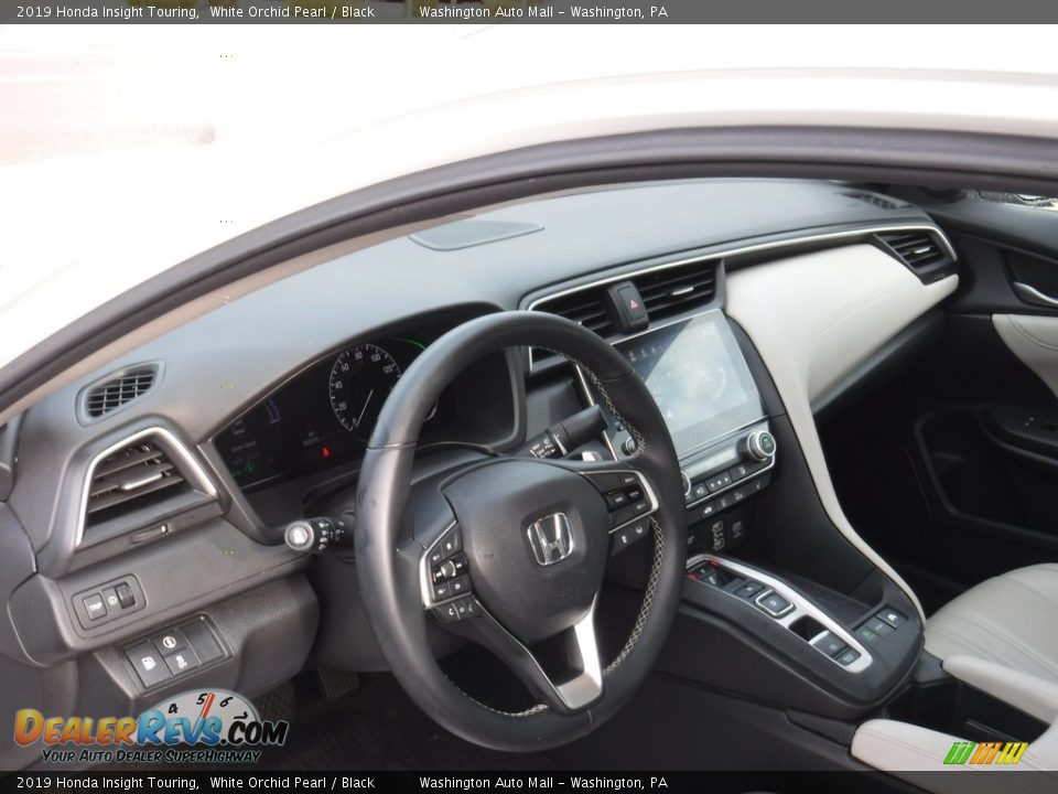 2019 Honda Insight Touring White Orchid Pearl / Black Photo #21