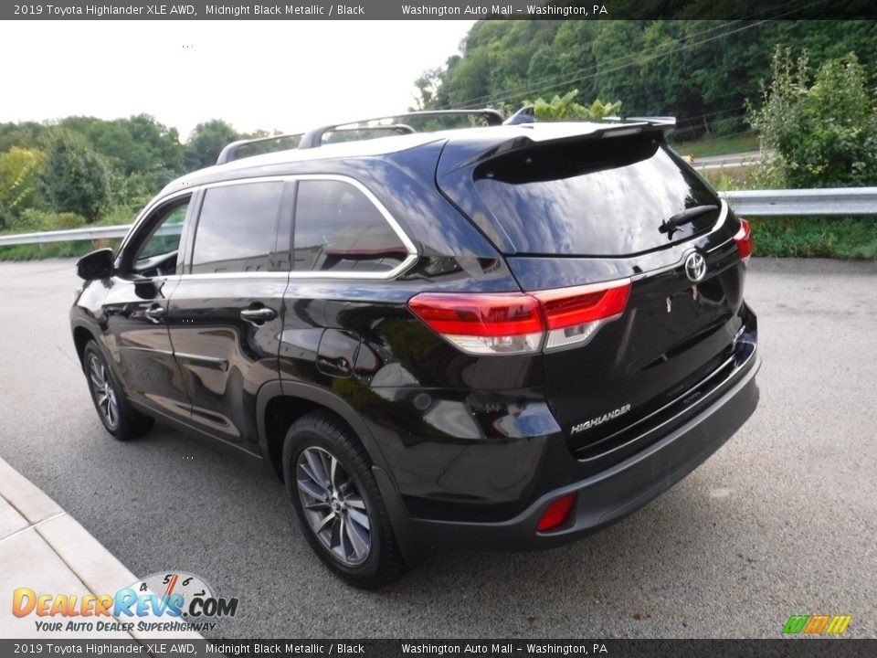 2019 Toyota Highlander XLE AWD Midnight Black Metallic / Black Photo #16