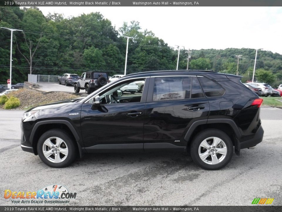 2019 Toyota RAV4 XLE AWD Hybrid Midnight Black Metallic / Black Photo #13