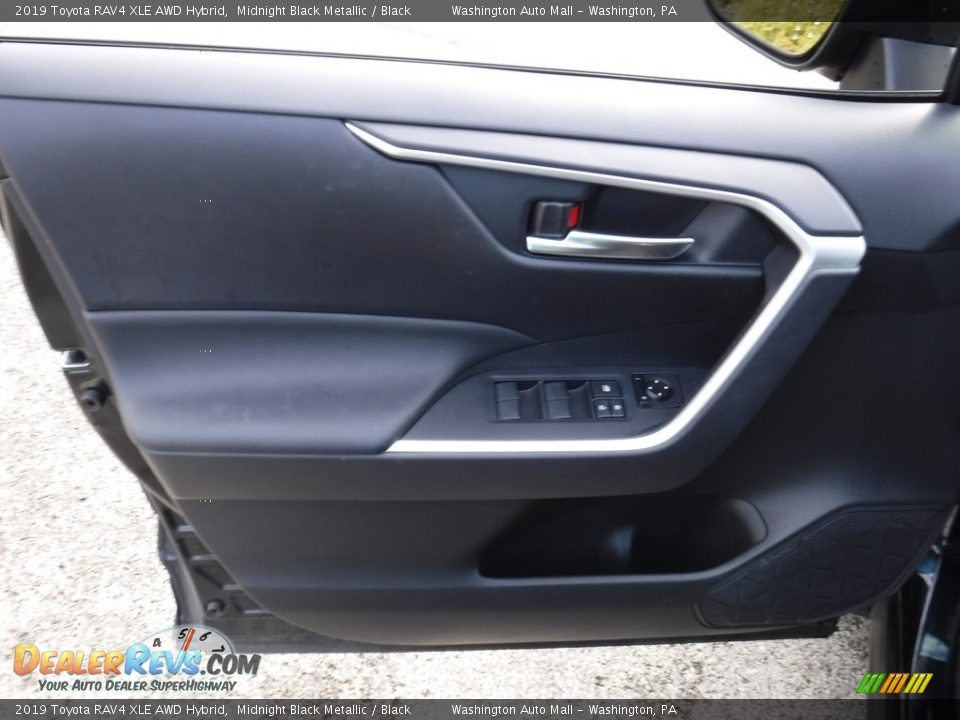 2019 Toyota RAV4 XLE AWD Hybrid Midnight Black Metallic / Black Photo #22