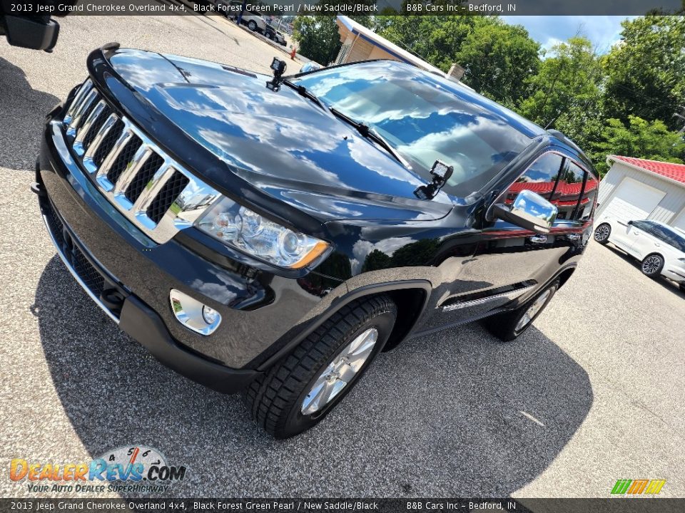 2013 Jeep Grand Cherokee Overland 4x4 Black Forest Green Pearl / New Saddle/Black Photo #8