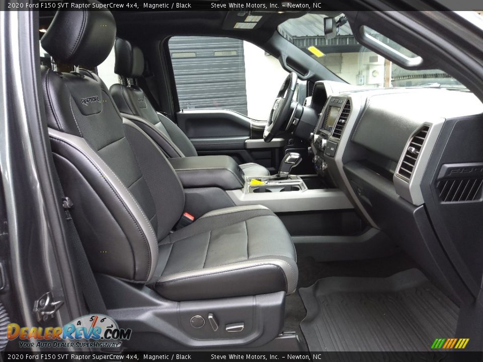 Front Seat of 2020 Ford F150 SVT Raptor SuperCrew 4x4 Photo #19