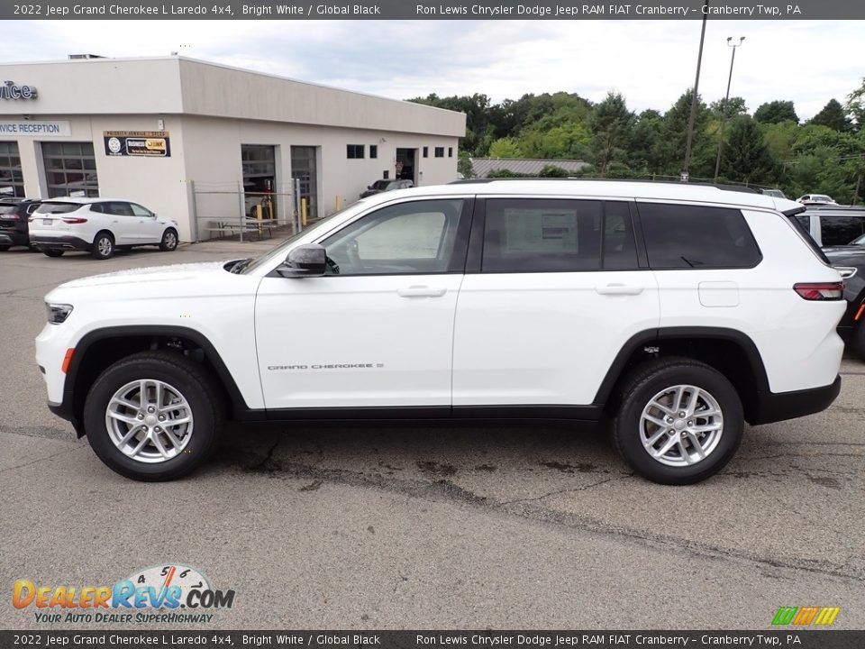 2022 Jeep Grand Cherokee L Laredo 4x4 Bright White / Global Black Photo #2