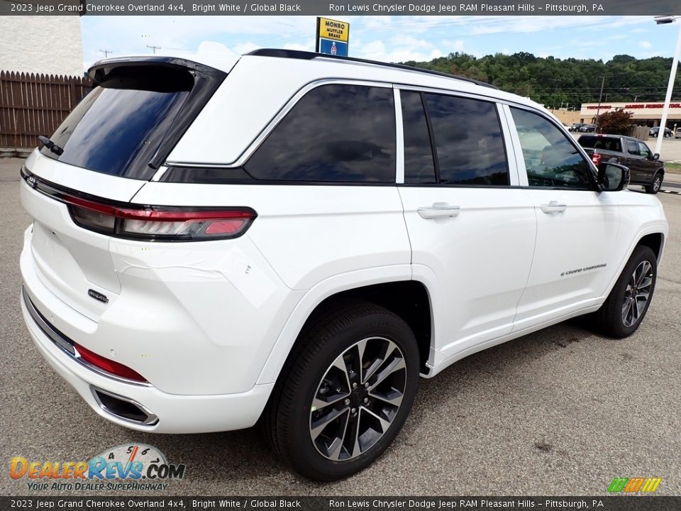 2023 Jeep Grand Cherokee Overland 4x4 Bright White / Global Black Photo #6