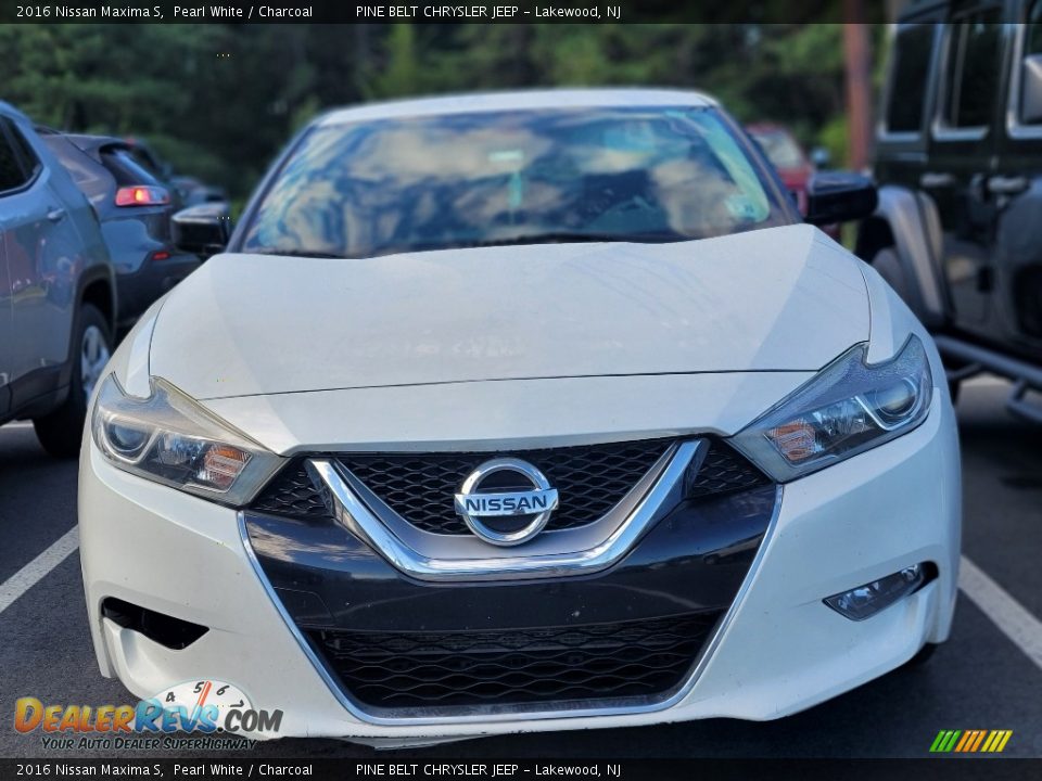 2016 Nissan Maxima S Pearl White / Charcoal Photo #2