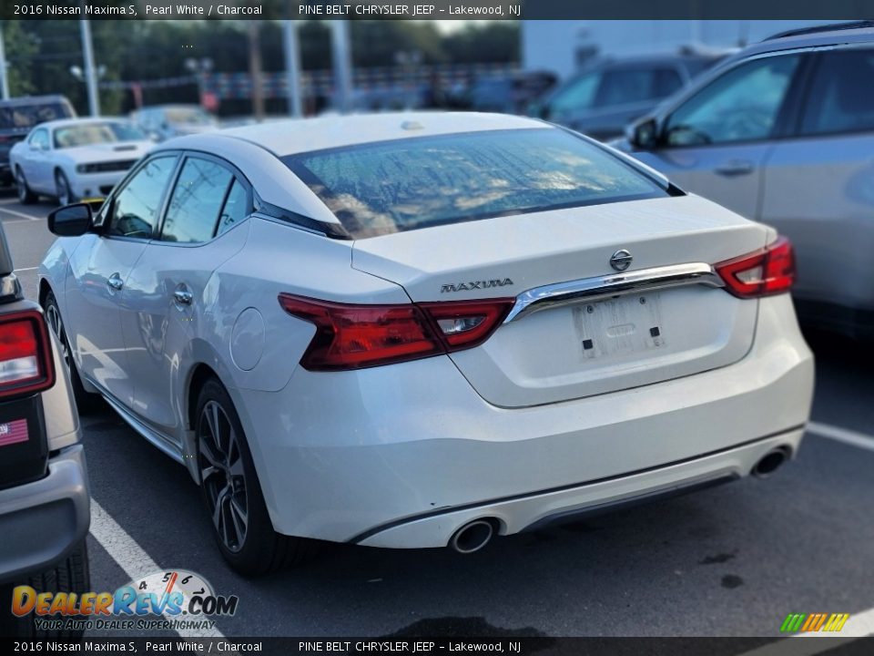 2016 Nissan Maxima S Pearl White / Charcoal Photo #7