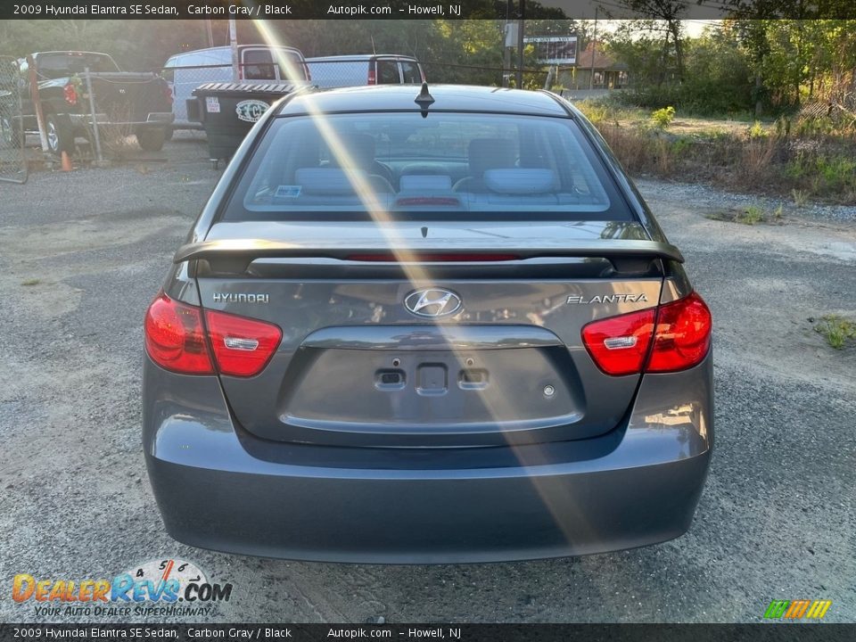 2009 Hyundai Elantra SE Sedan Carbon Gray / Black Photo #7