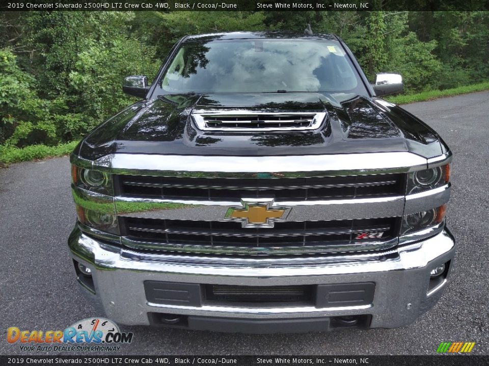 2019 Chevrolet Silverado 2500HD LTZ Crew Cab 4WD Black / Cocoa/­Dune Photo #3