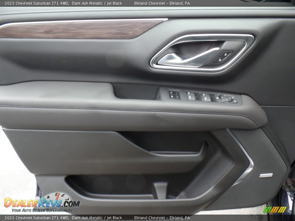 Door Panel of 2023 Chevrolet Suburban Z71 4WD Photo #13