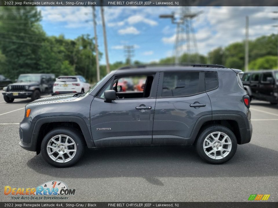 2022 Jeep Renegade Latitude 4x4 Sting-Gray / Black Photo #3