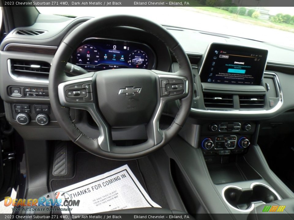 Dashboard of 2023 Chevrolet Suburban Z71 4WD Photo #18