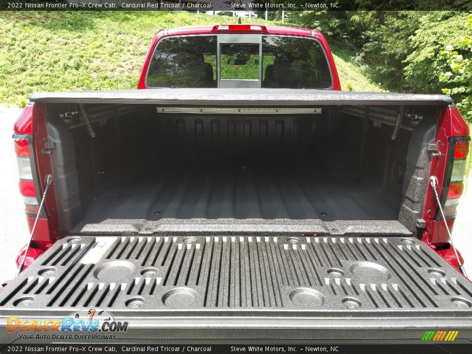 2022 Nissan Frontier Pro-X Crew Cab Trunk Photo #9