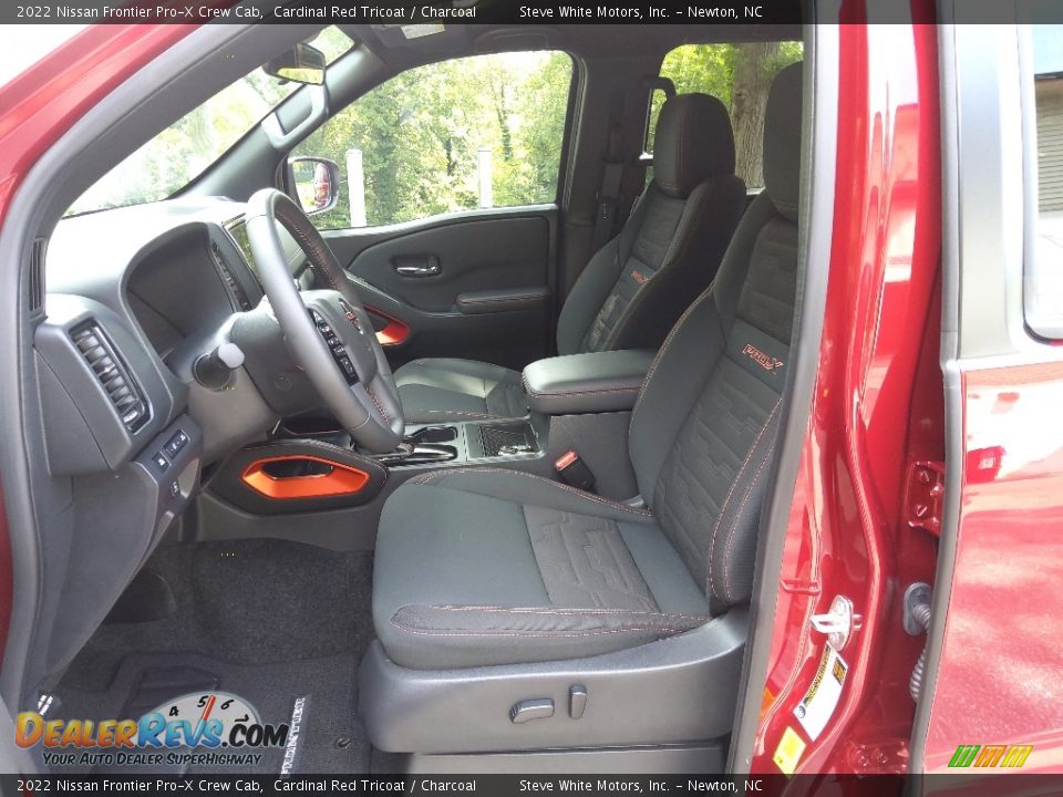 Charcoal Interior - 2022 Nissan Frontier Pro-X Crew Cab Photo #13