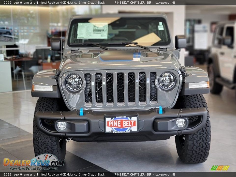 2022 Jeep Wrangler Unlimited Rubicon 4XE Hybrid Sting-Gray / Black Photo #2