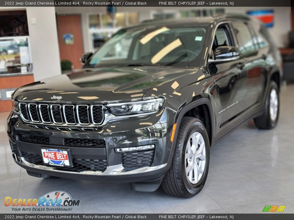 2022 Jeep Grand Cherokee L Limited 4x4 Rocky Mountain Pearl / Global Black Photo #1