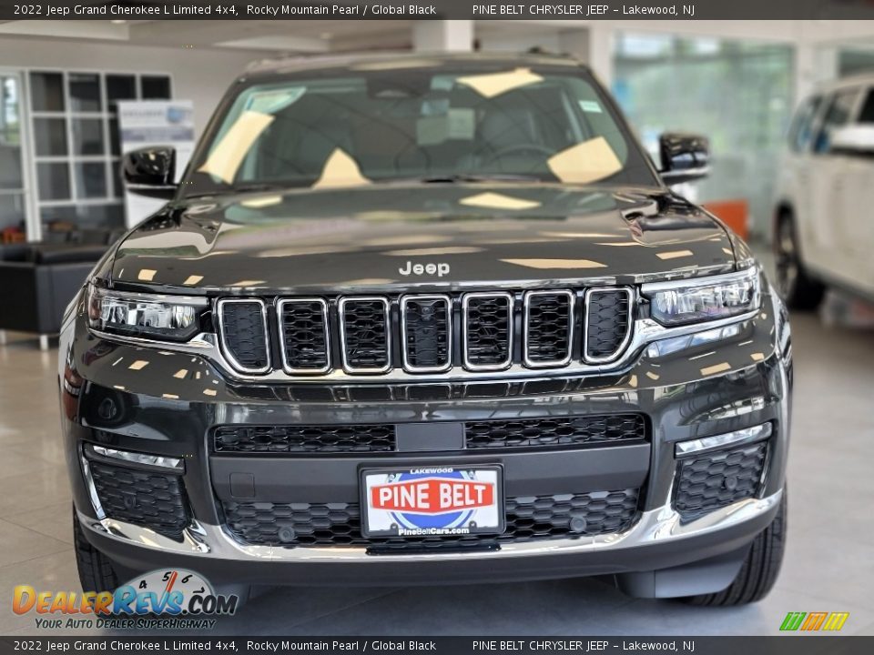 2022 Jeep Grand Cherokee L Limited 4x4 Rocky Mountain Pearl / Global Black Photo #2