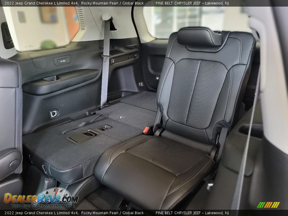 2022 Jeep Grand Cherokee L Limited 4x4 Rocky Mountain Pearl / Global Black Photo #7