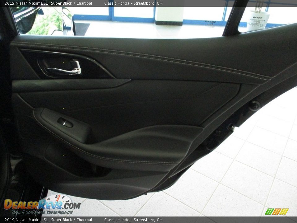2019 Nissan Maxima SL Super Black / Charcoal Photo #18