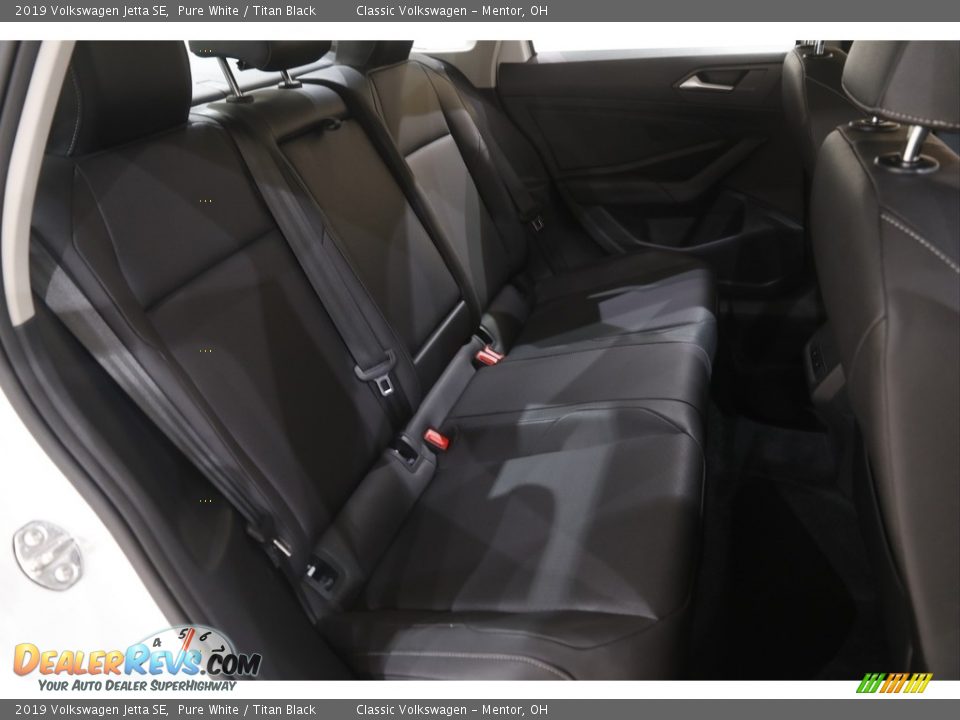 2019 Volkswagen Jetta SE Pure White / Titan Black Photo #16