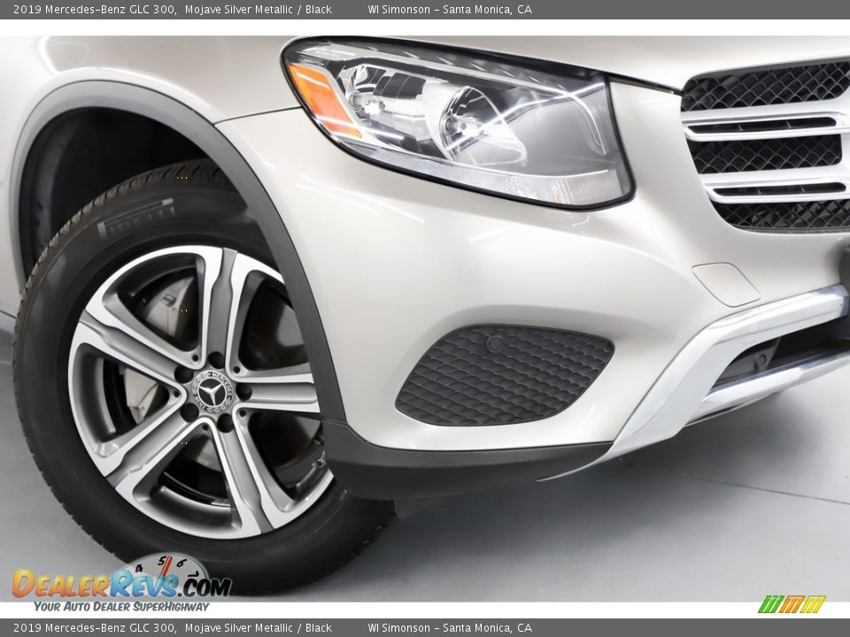 2019 Mercedes-Benz GLC 300 Mojave Silver Metallic / Black Photo #3