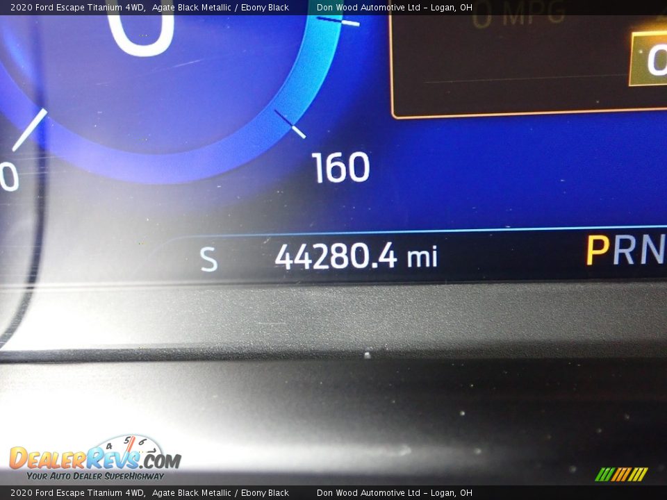 2020 Ford Escape Titanium 4WD Agate Black Metallic / Ebony Black Photo #33