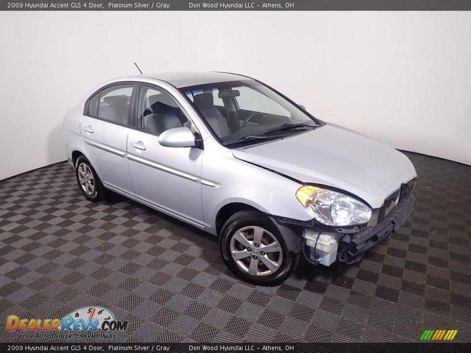 2009 Hyundai Accent GLS 4 Door Platinum Silver / Gray Photo #3