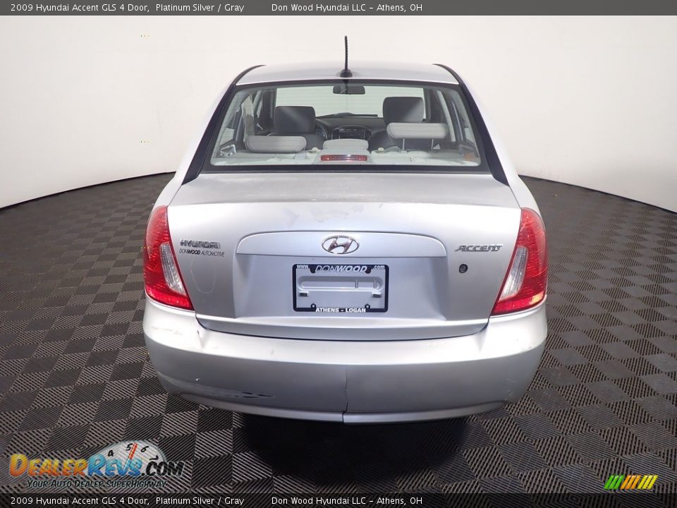 2009 Hyundai Accent GLS 4 Door Platinum Silver / Gray Photo #7