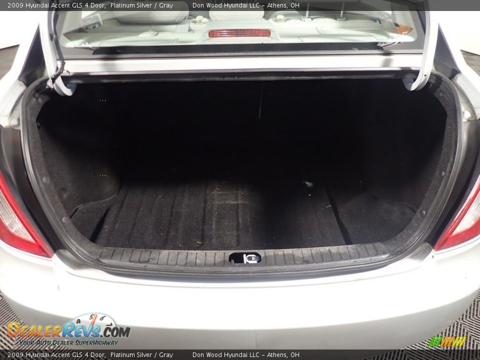 2009 Hyundai Accent GLS 4 Door Platinum Silver / Gray Photo #9