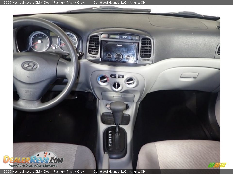 2009 Hyundai Accent GLS 4 Door Platinum Silver / Gray Photo #16