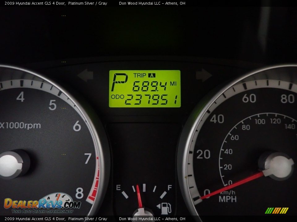 2009 Hyundai Accent GLS 4 Door Platinum Silver / Gray Photo #29