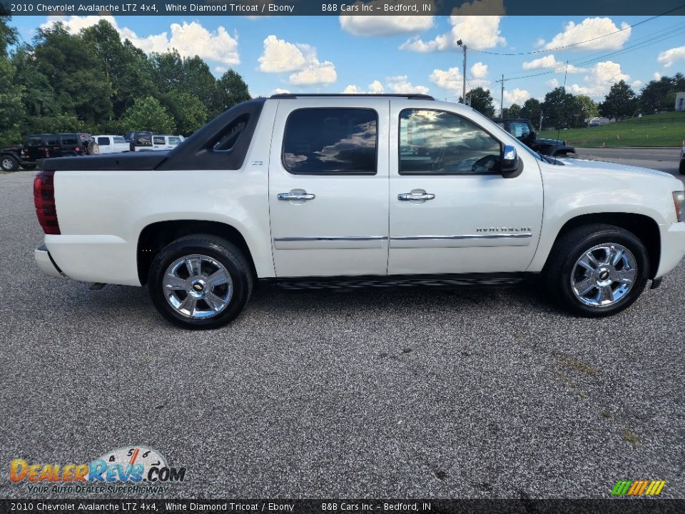 2010 Chevrolet Avalanche LTZ 4x4 White Diamond Tricoat / Ebony Photo #5