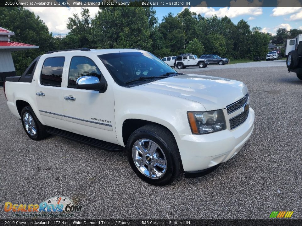 2010 Chevrolet Avalanche LTZ 4x4 White Diamond Tricoat / Ebony Photo #6