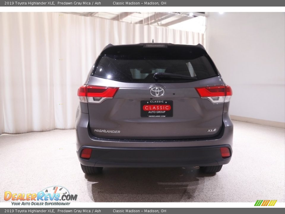 2019 Toyota Highlander XLE Predawn Gray Mica / Ash Photo #20