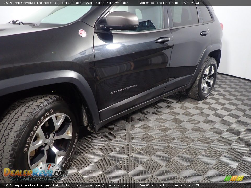 2015 Jeep Cherokee Trailhawk 4x4 Brilliant Black Crystal Pearl / Trailhawk Black Photo #10