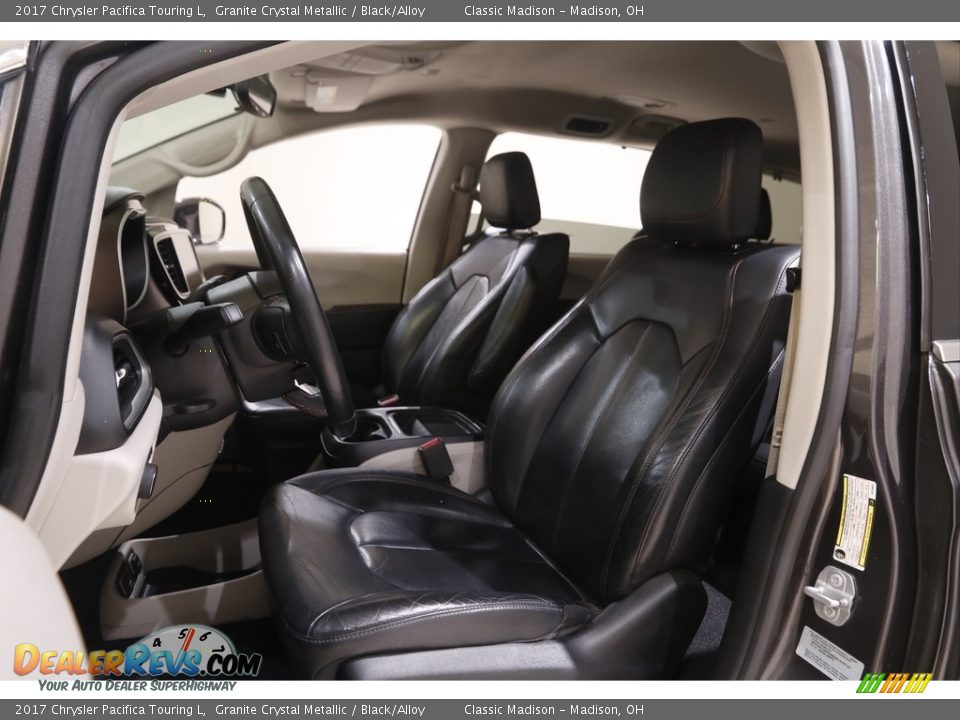 2017 Chrysler Pacifica Touring L Granite Crystal Metallic / Black/Alloy Photo #5