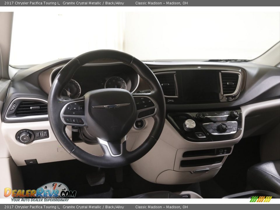 2017 Chrysler Pacifica Touring L Granite Crystal Metallic / Black/Alloy Photo #6