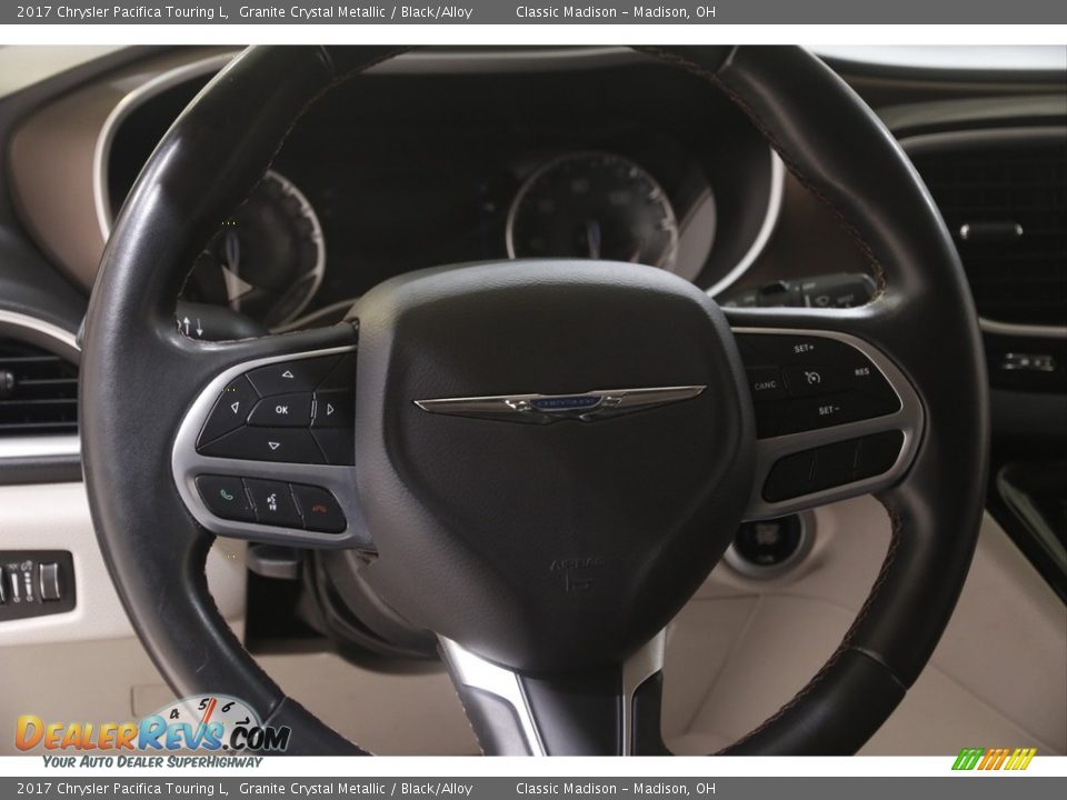 2017 Chrysler Pacifica Touring L Granite Crystal Metallic / Black/Alloy Photo #7