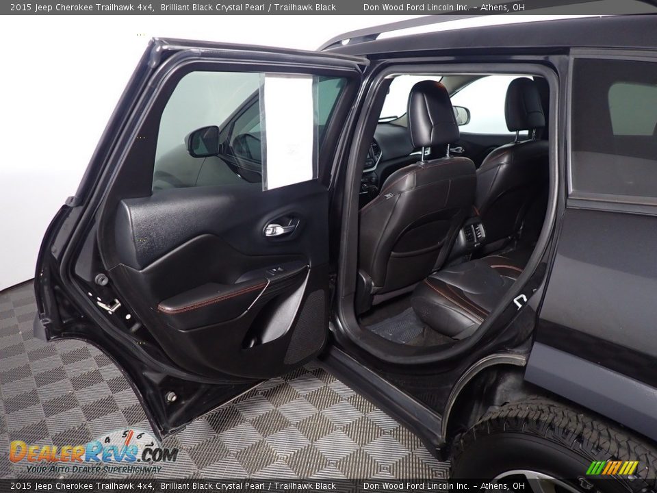 2015 Jeep Cherokee Trailhawk 4x4 Brilliant Black Crystal Pearl / Trailhawk Black Photo #35