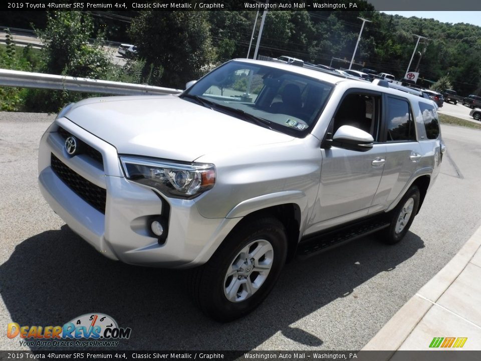 2019 Toyota 4Runner SR5 Premium 4x4 Classic Silver Metallic / Graphite Photo #14