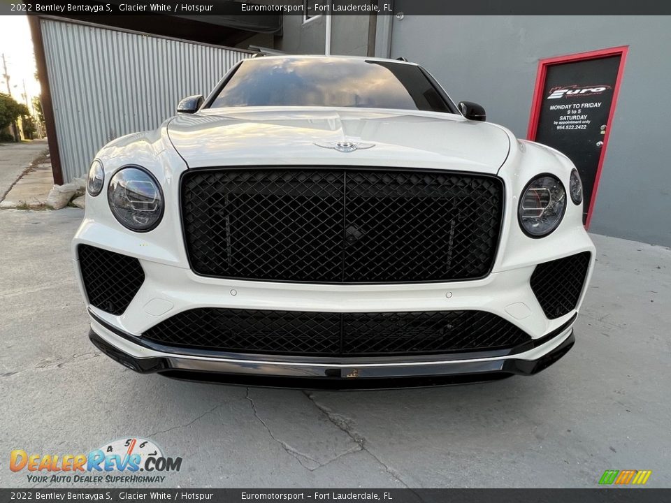 2022 Bentley Bentayga S Glacier White / Hotspur Photo #10