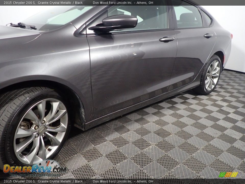 2015 Chrysler 200 S Granite Crystal Metallic / Black Photo #10