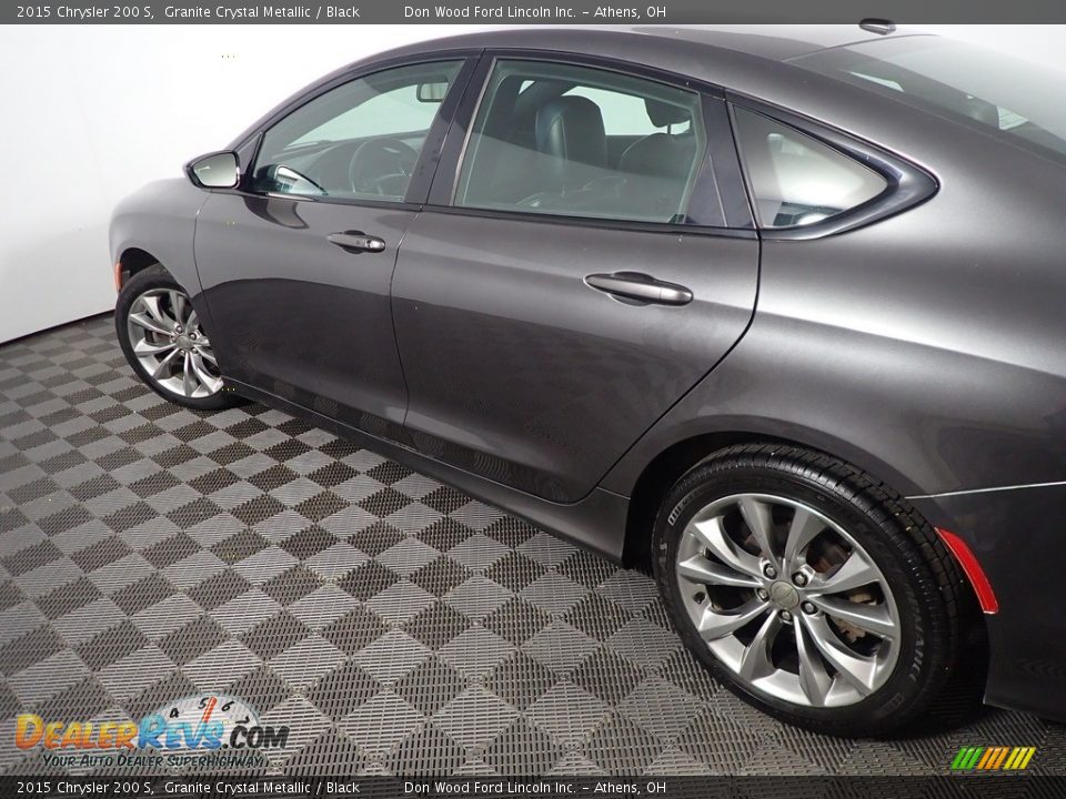2015 Chrysler 200 S Granite Crystal Metallic / Black Photo #18