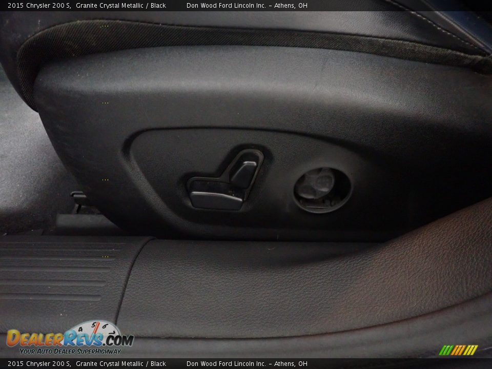 2015 Chrysler 200 S Granite Crystal Metallic / Black Photo #23